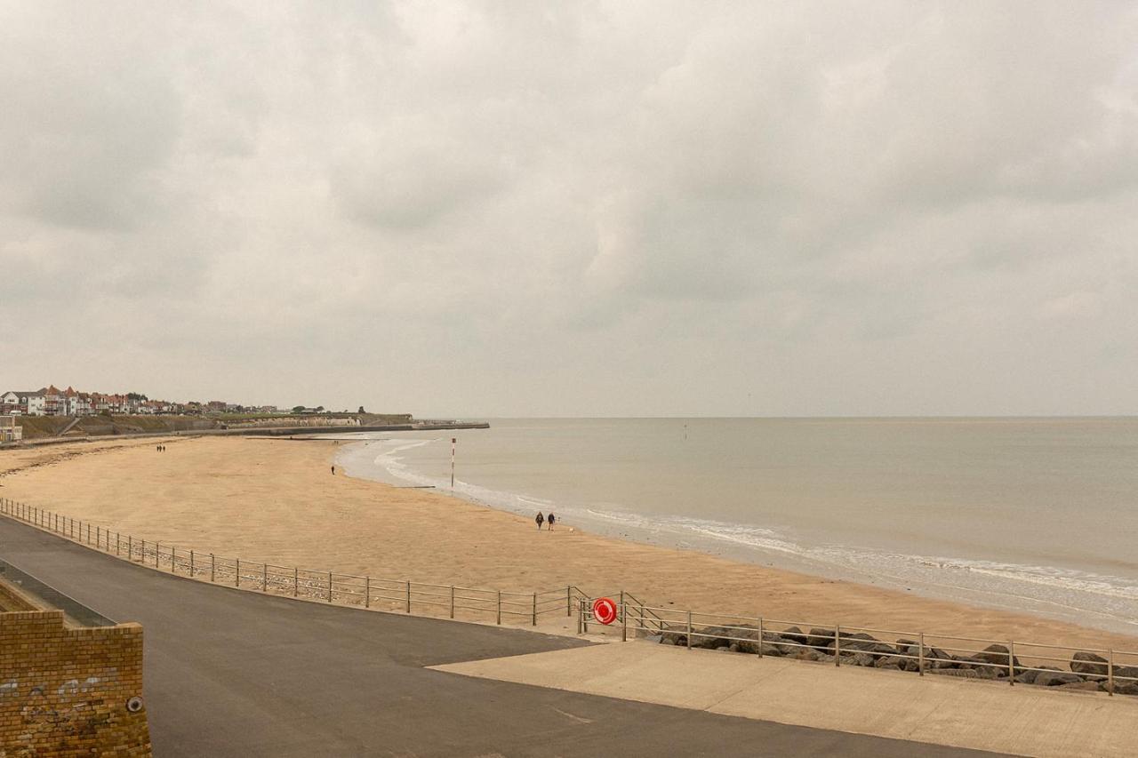 Ferienwohnung Funky Flat In Margate'S Westbrook Bay Exterior foto