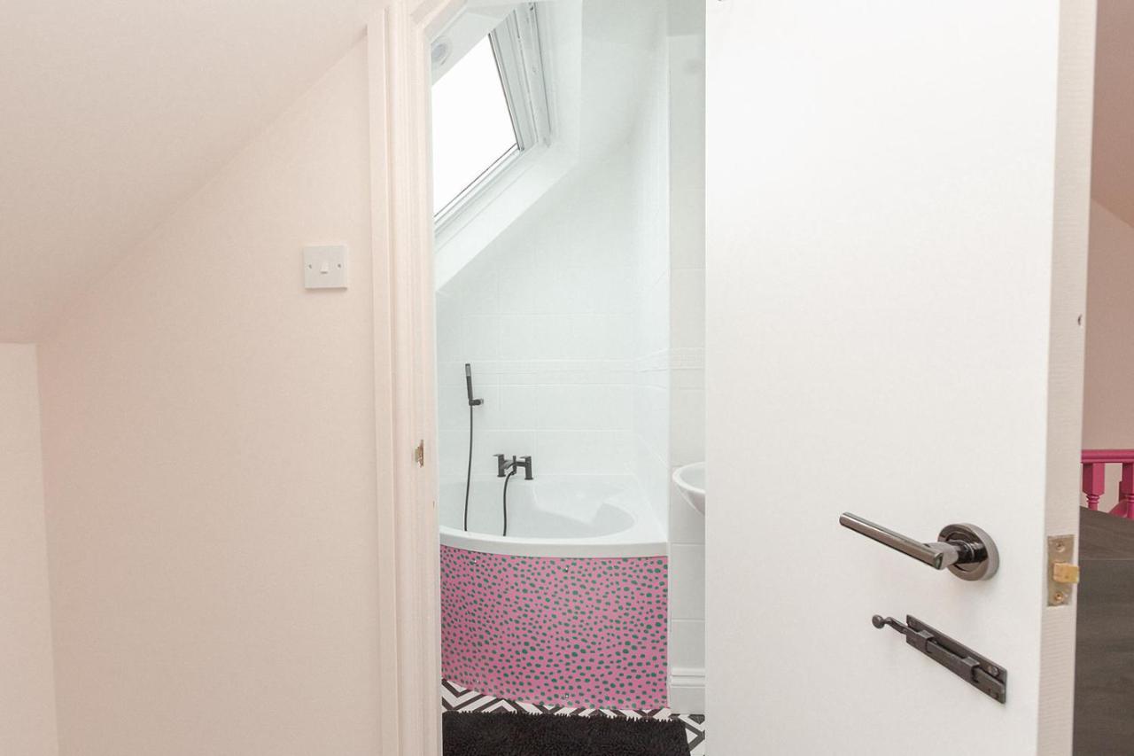 Ferienwohnung Funky Flat In Margate'S Westbrook Bay Exterior foto