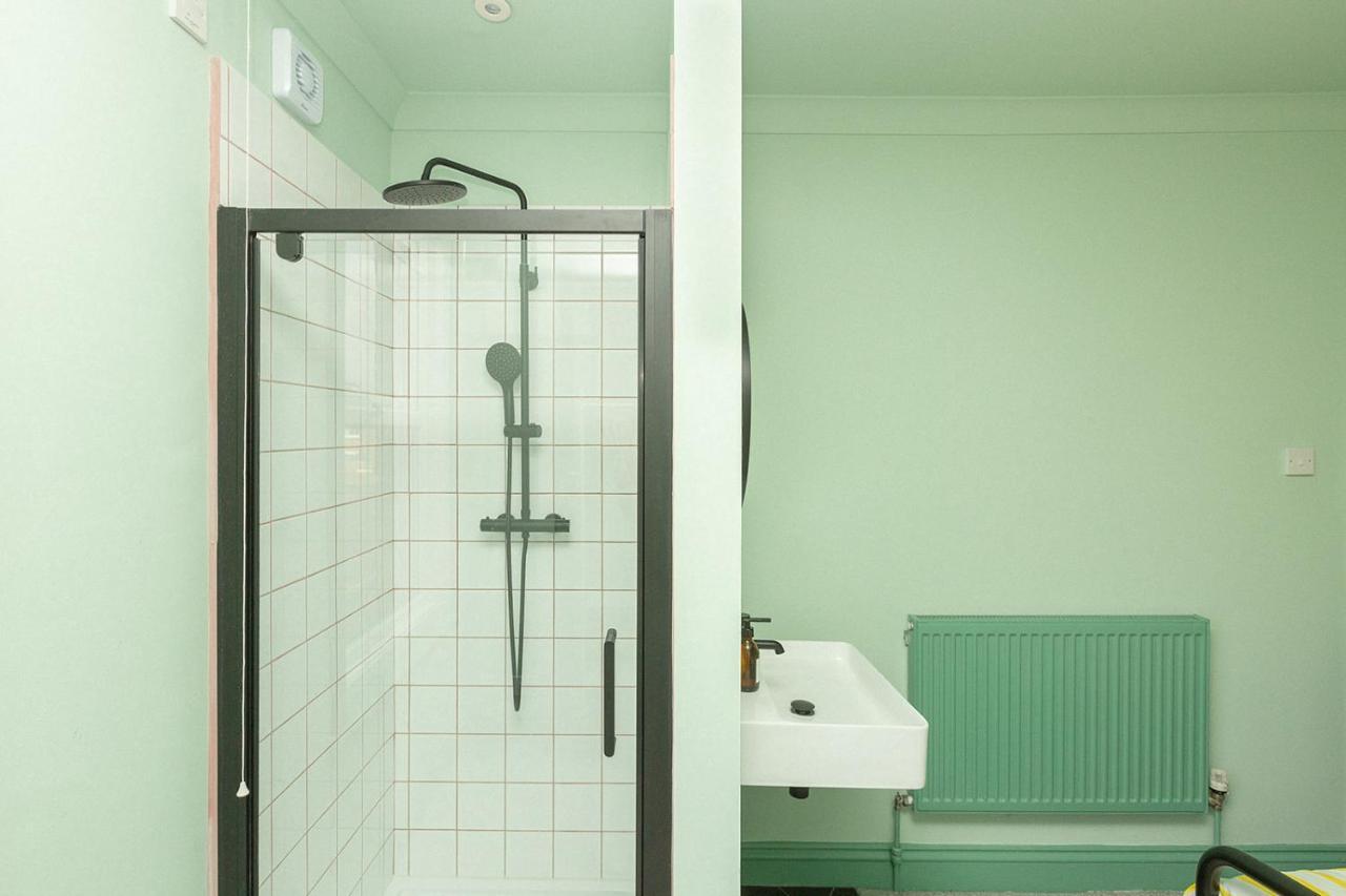 Ferienwohnung Funky Flat In Margate'S Westbrook Bay Exterior foto